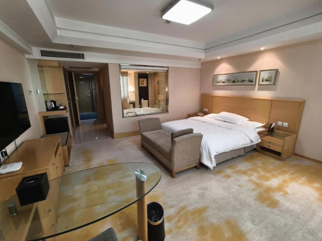 Ramada Plaza Shenyang Citycenter Екстериор снимка