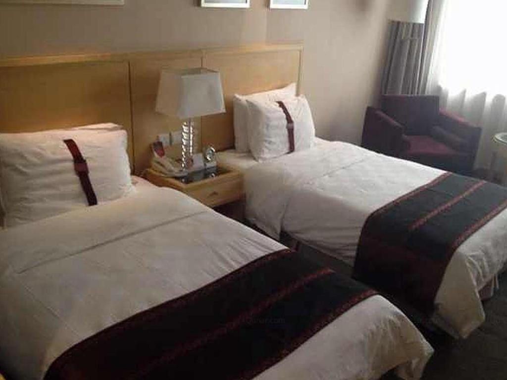 Ramada Plaza Shenyang Citycenter Екстериор снимка