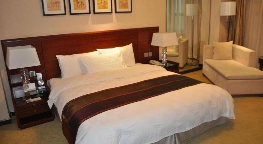Ramada Plaza Shenyang Citycenter Екстериор снимка